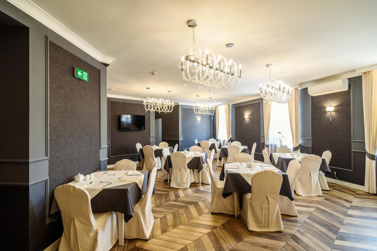 Hotel Europa Kalisz  Bagian luar foto