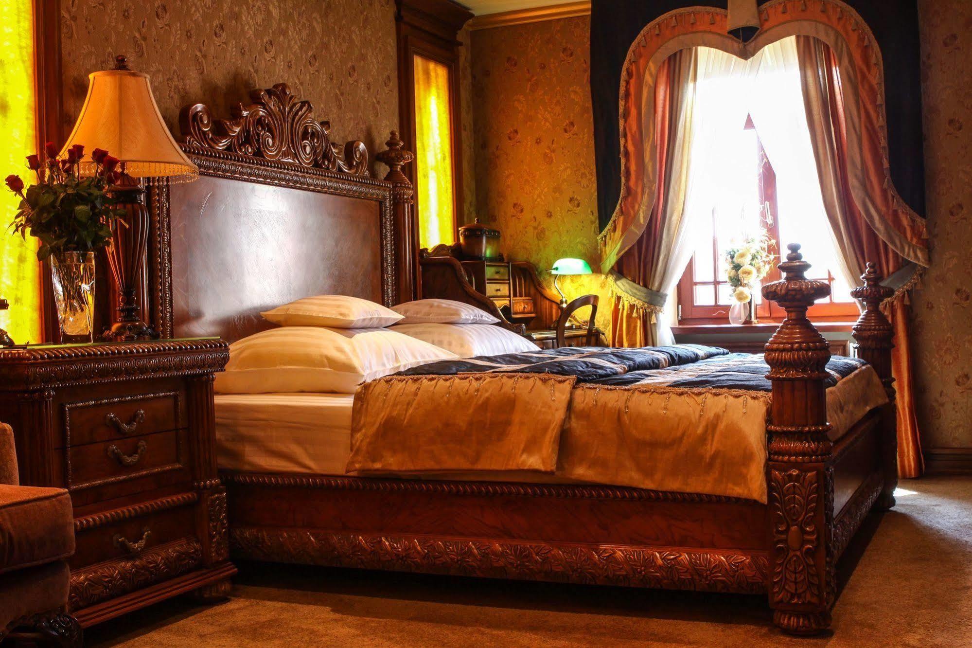 Hotel Europa Kalisz  Bagian luar foto